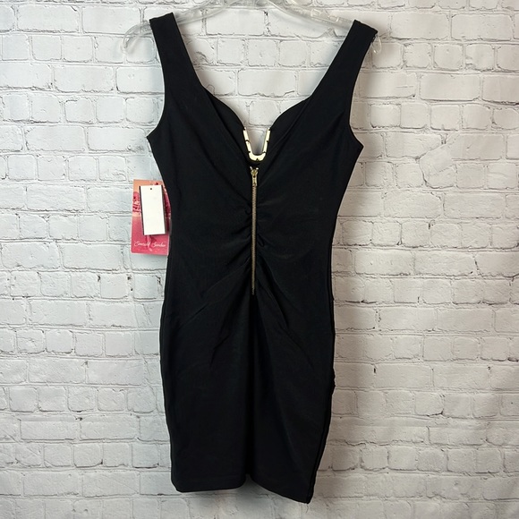 Emerald Sundae Black With Gold V Body-con Dress Juniors Size XS Homecoming Prom - Picture 6 of 6